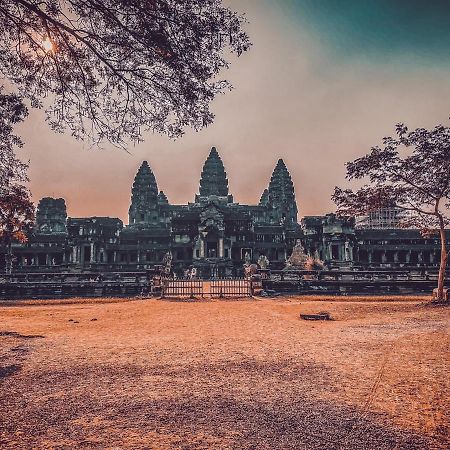 Angkor Yellow Villa Сиемрип Экстерьер фото