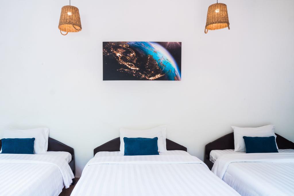 Angkor Yellow Villa Сиемрип Экстерьер фото