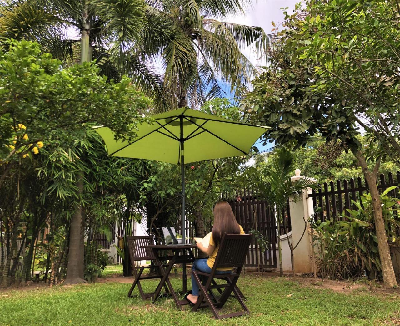 Angkor Yellow Villa Сиемрип Экстерьер фото