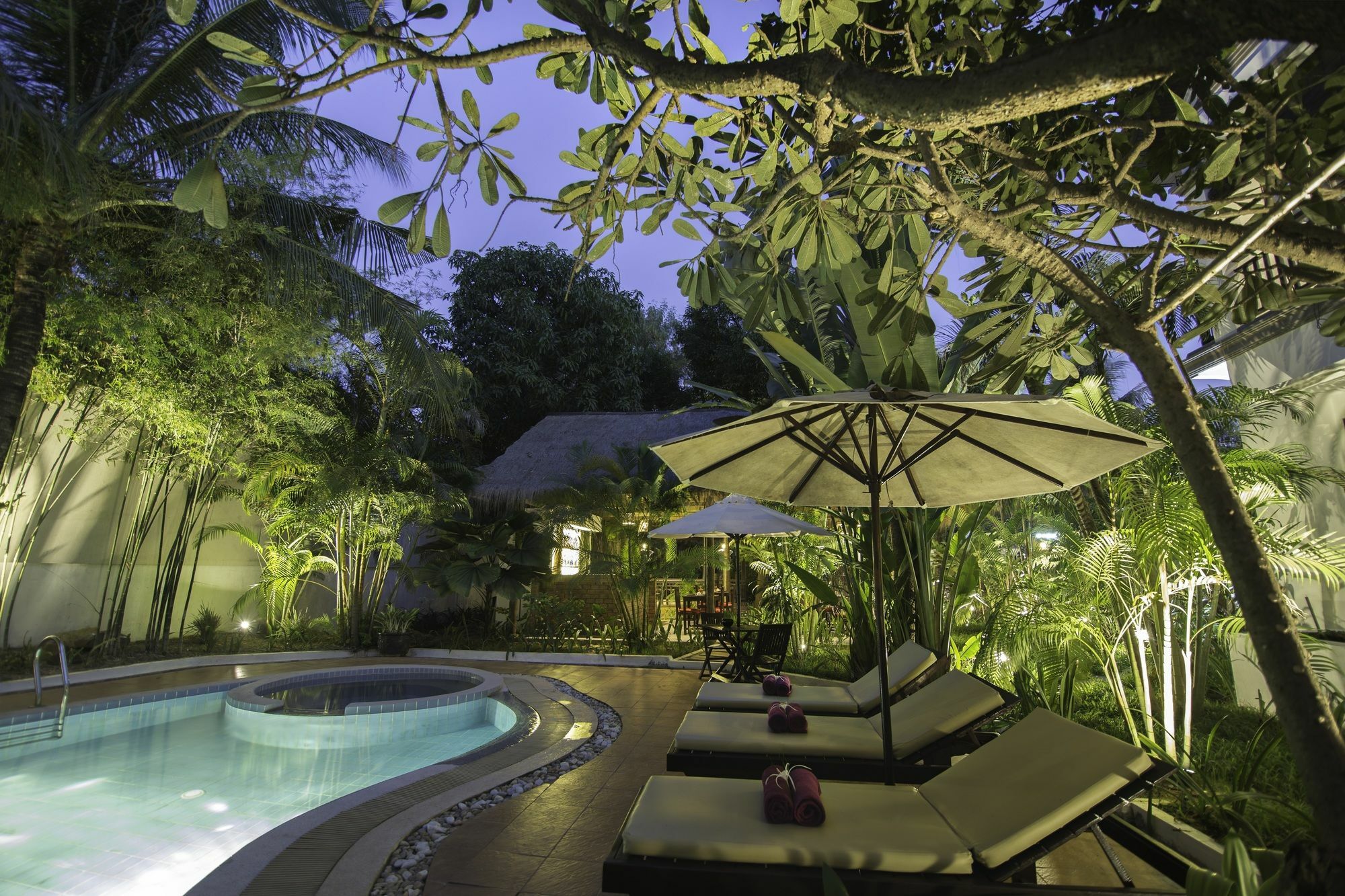 Angkor Yellow Villa Сиемрип Экстерьер фото
